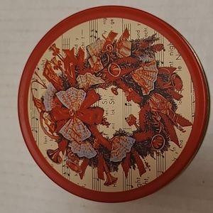 Set of 6 Metal Christmas Coasters in Metal Storage Tin